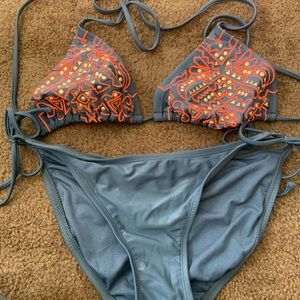 Bikini / swimsuit / bathing suit